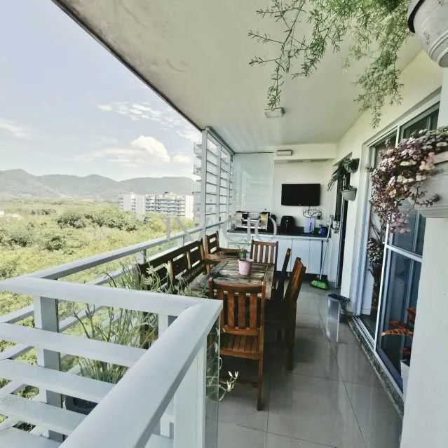 3-bedroom apartment with a home office in Rio de Janeiro — photo 9