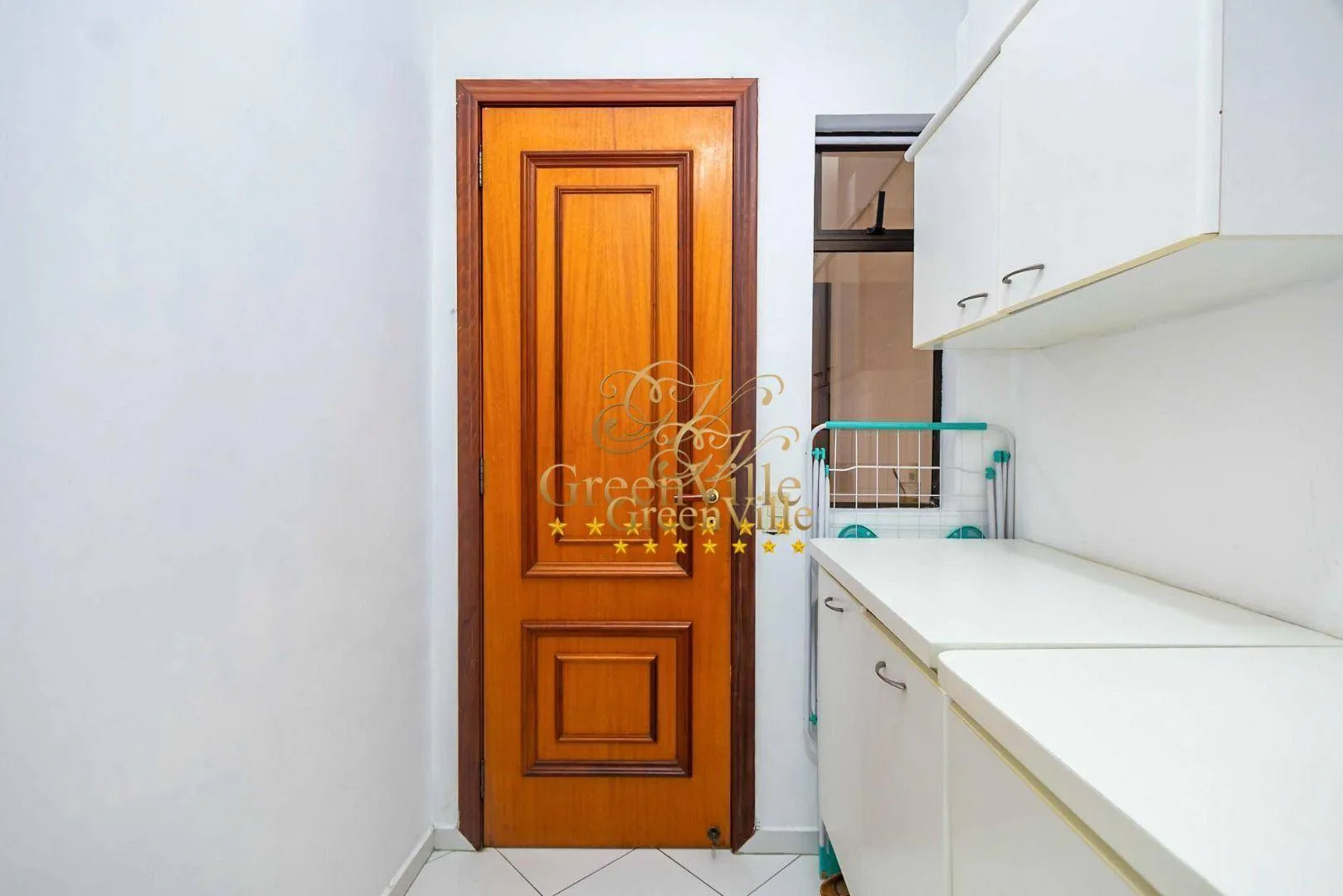 264 m² apartment with 4 bedrooms and 2 suites — photo 23