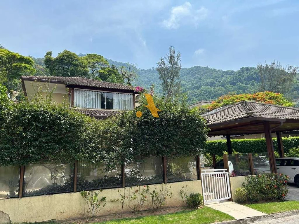 Unfurnished 6-bedroom house with 248 m² — photo 10