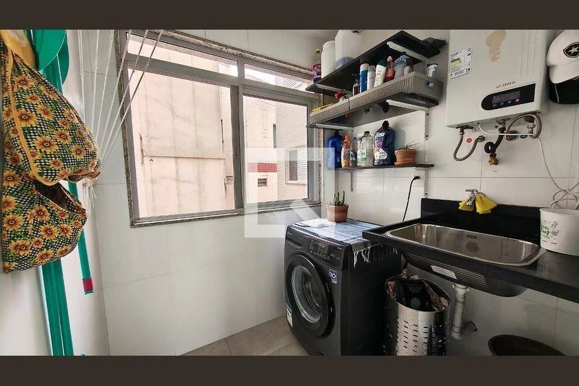 Furnished apartment, 160 m², with a glass-enclosed balcony — photo 49