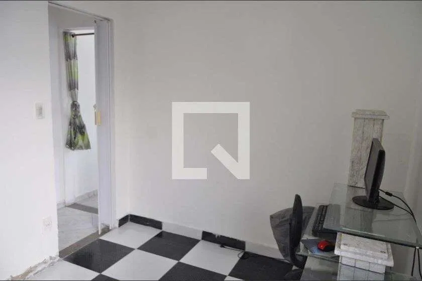 Rental house with a suite and 6 bedrooms — photo 4