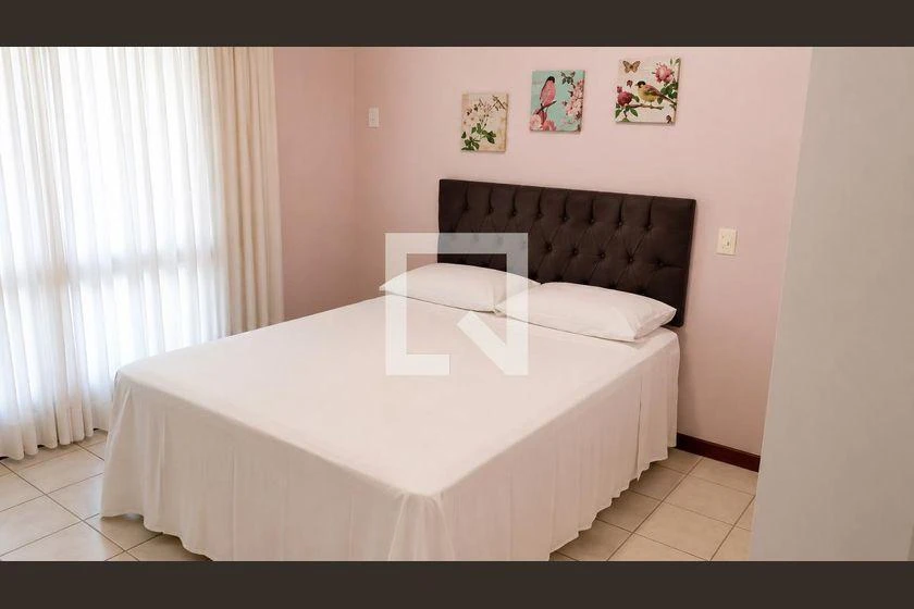 Облаштований будинок з 4 спальнями та 320 м² — photo 26