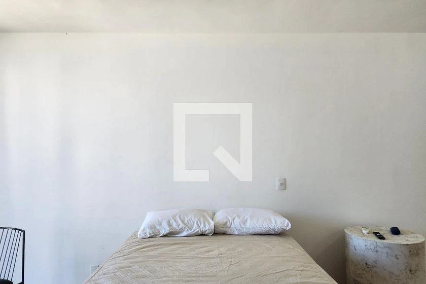 Apartamento de 1 dormitorio de 36 m² con rincón de cocina — photo 27