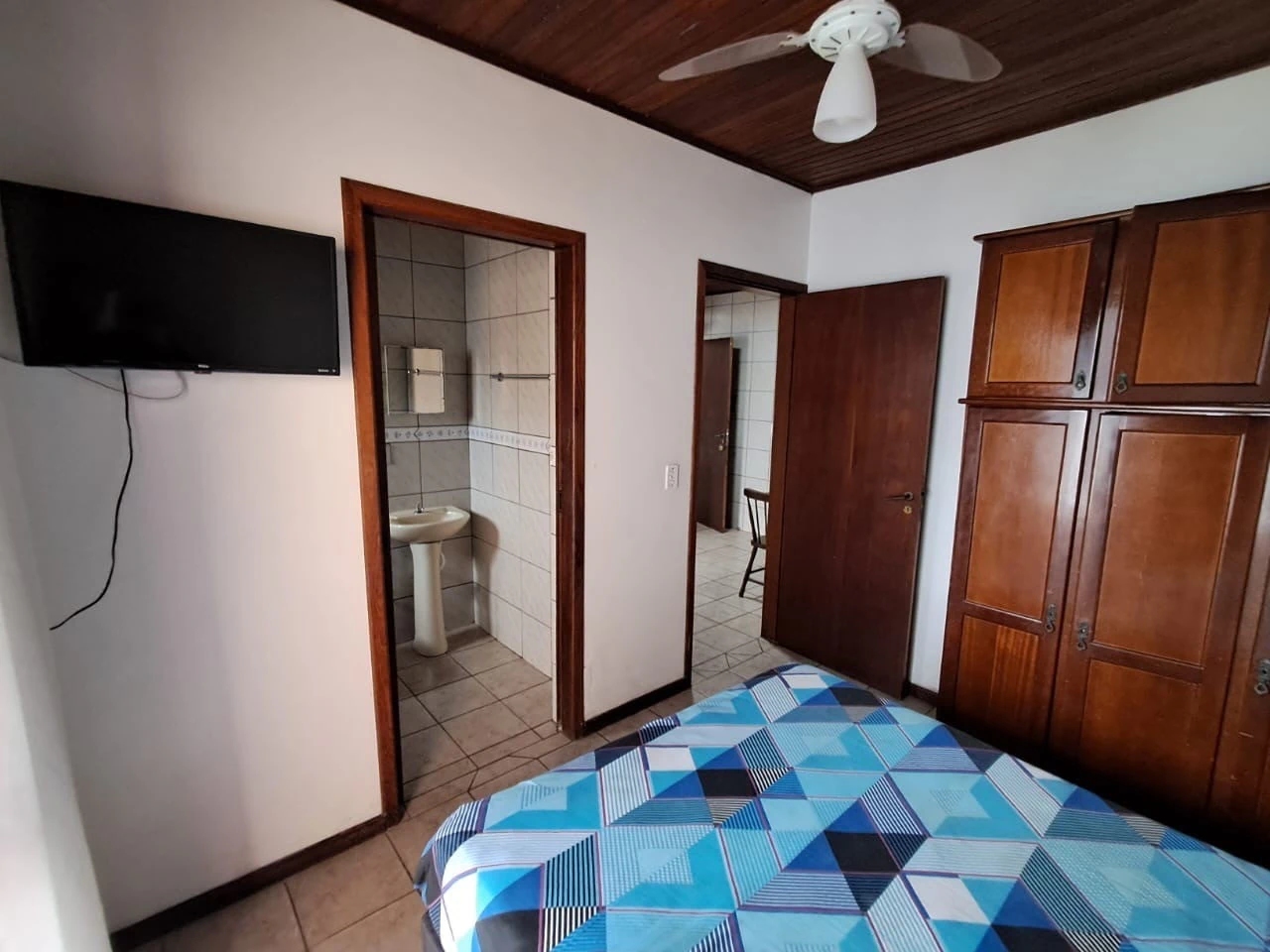 Furnished one-bedroom, 26 m² apartment in Florianópolis — photo 3
