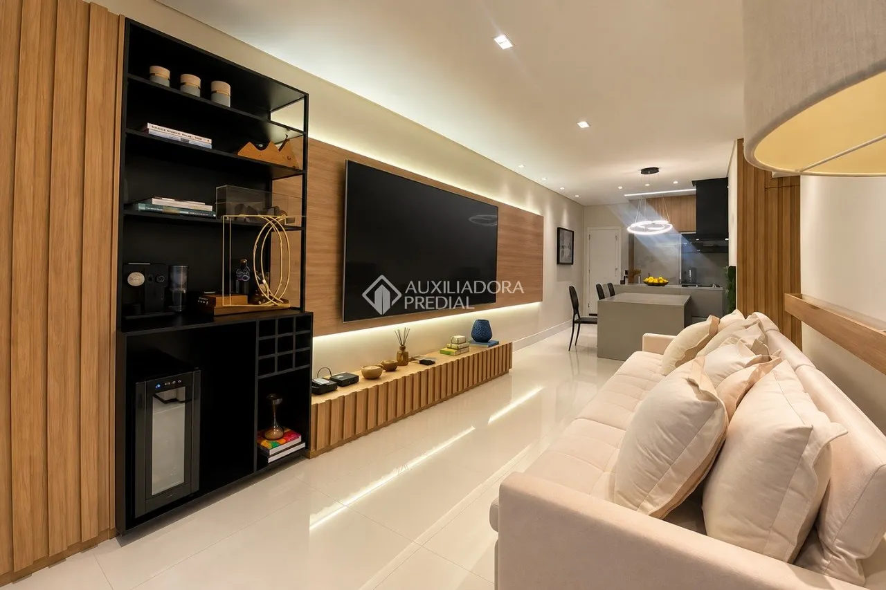 Балкон с грилем и 2 спальни: квартира 137 м² — photo 7