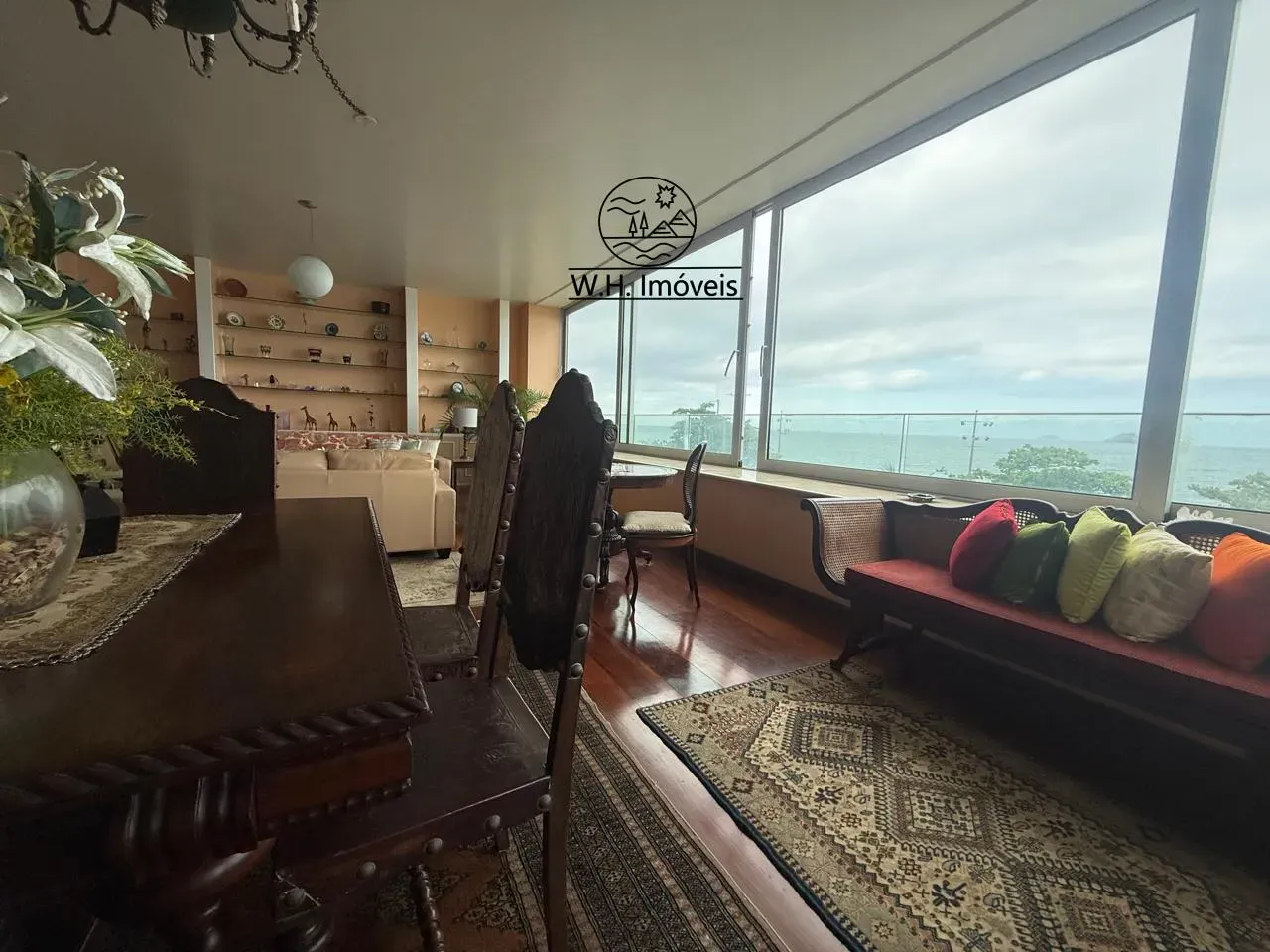 Furnished 240 m² apartment with 4 bedrooms and 2 parking — photo 7