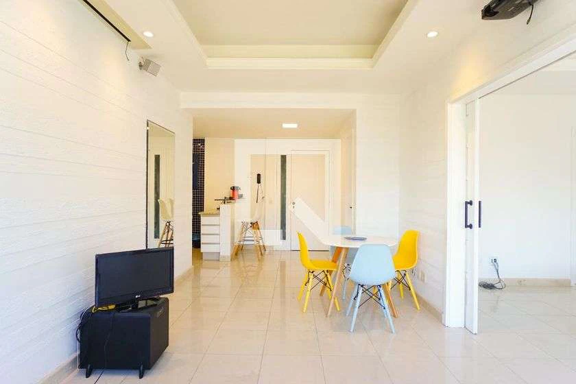 Apartamento amueblado de 68 m² con suite y cocina abierta — photo 18
