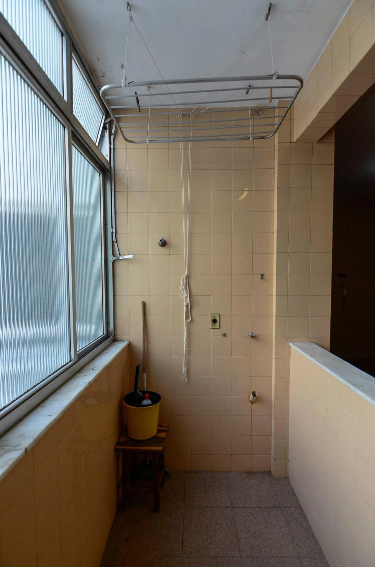 Apartamento para alugar com 4 quartos, 1 suíte e varanda — photo 48