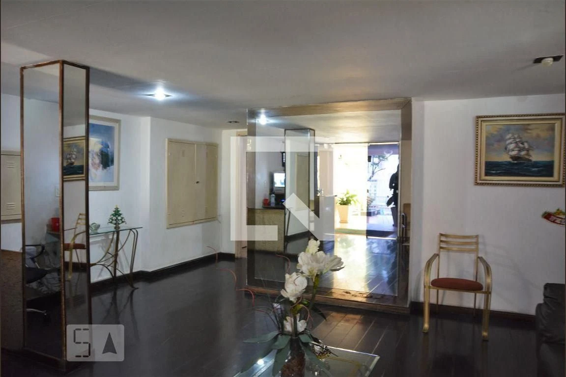 Furnished apartment with 3 bedrooms and a balcony — photo 4