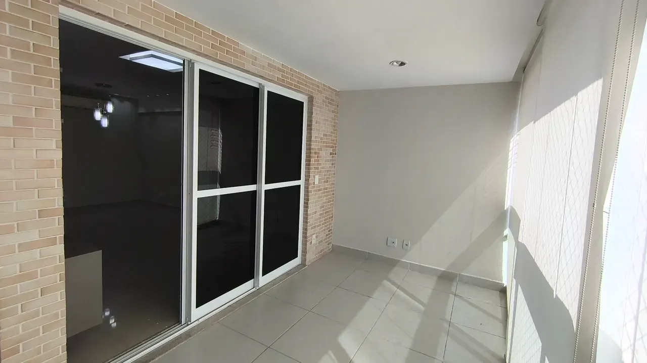 86 m² unfurnished apartment with 3 bedrooms and open-plan kitchen — photo 15