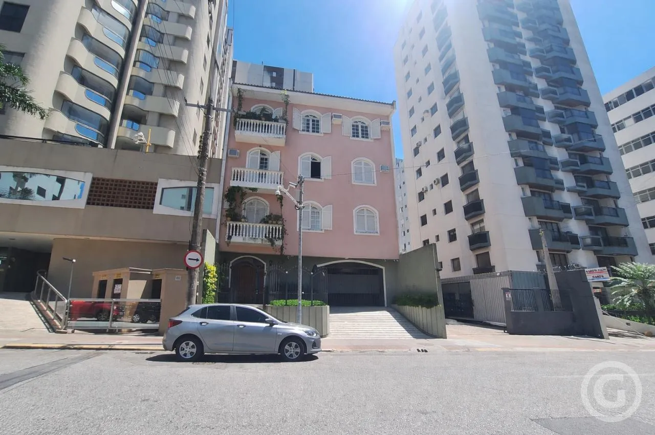 Пральна машина та 2 спальні: квартира 77 м² — photo 14