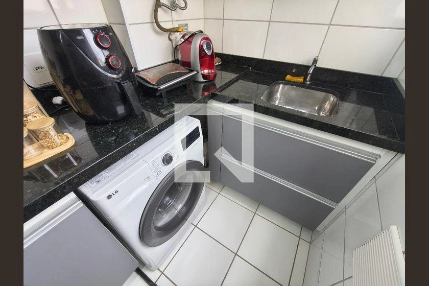 Furnished 50 m² apartment with gas stove kitchen — photo 23