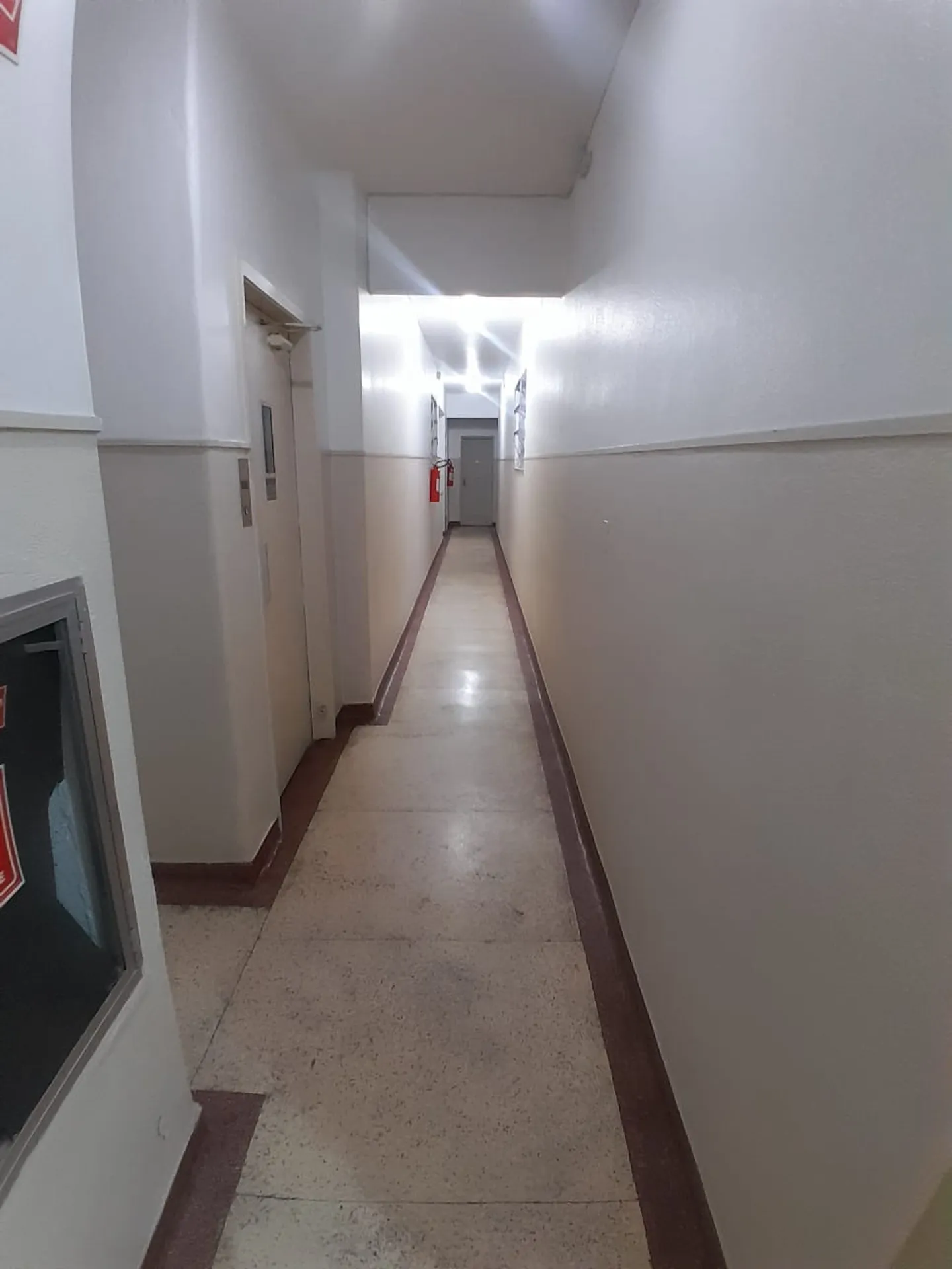 Unfurnished apartment with 2 bedrooms and 1 bathroom — photo 24