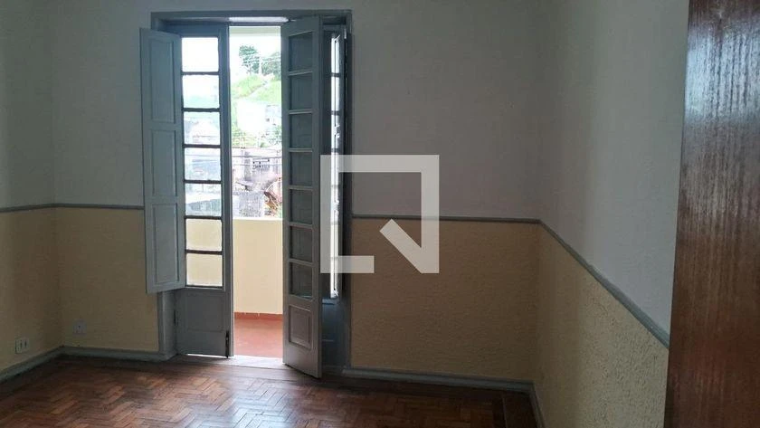 2-bedroom apartment with wood or laminate floors