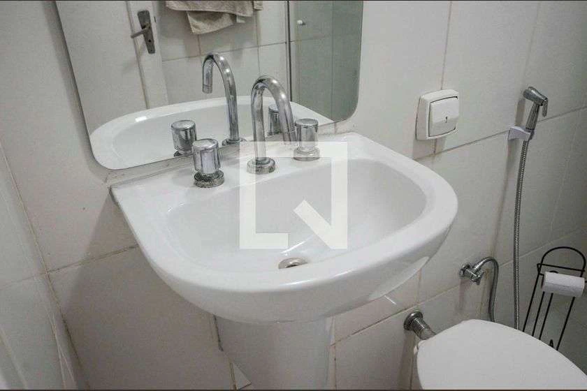 Apartamento para aluguel de 75 m² com 3 quartos — photo 8