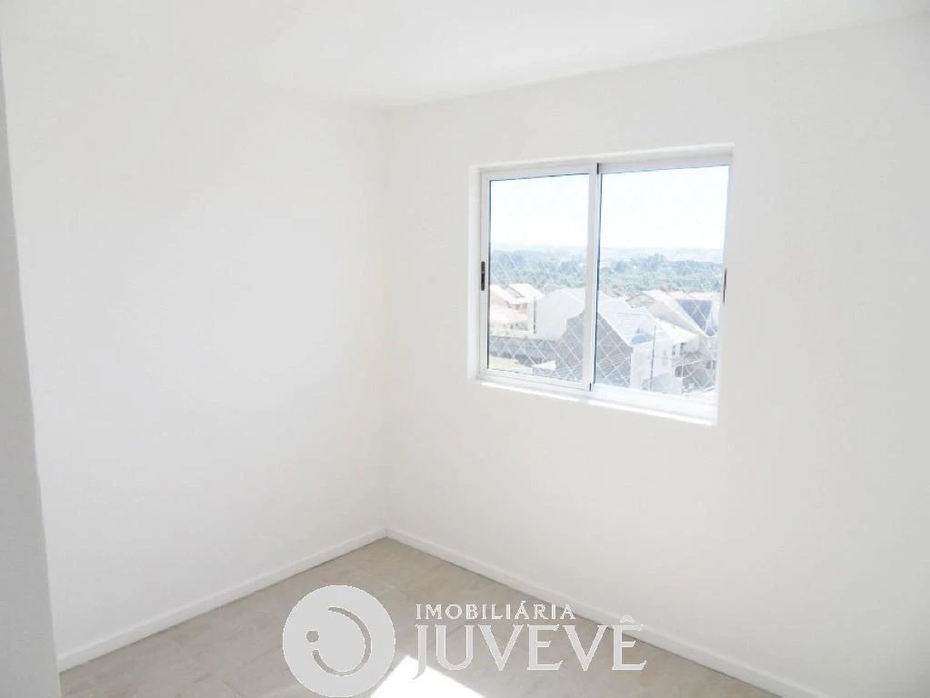 3-bedroom apartment in a building with a pool — photo 16