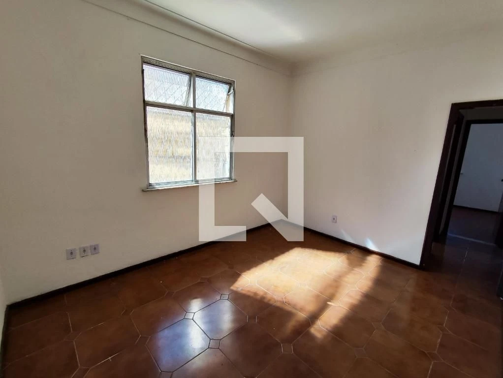 Unfurnished apartment with no parking, 2 bedrooms