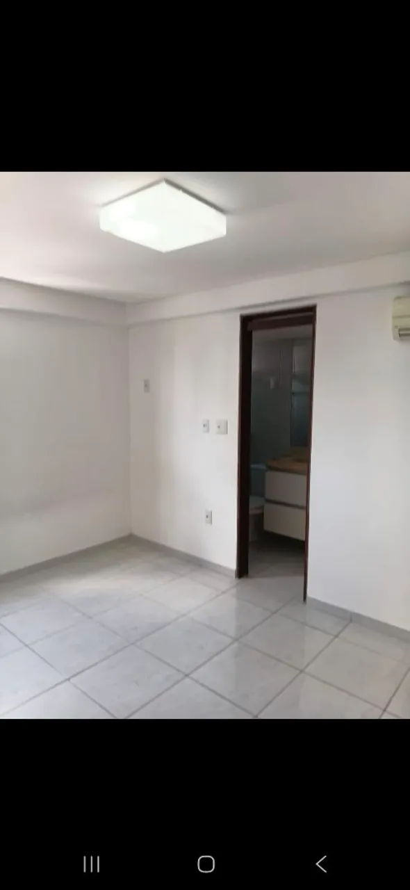 Apartamento com cozinha fechada e fogão a gás — photo 15