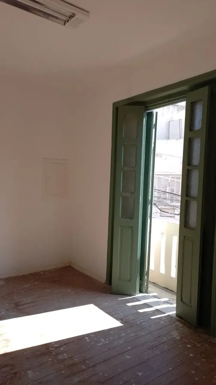 Unfurnished house with 5 bedrooms and 4 bathrooms — photo 12