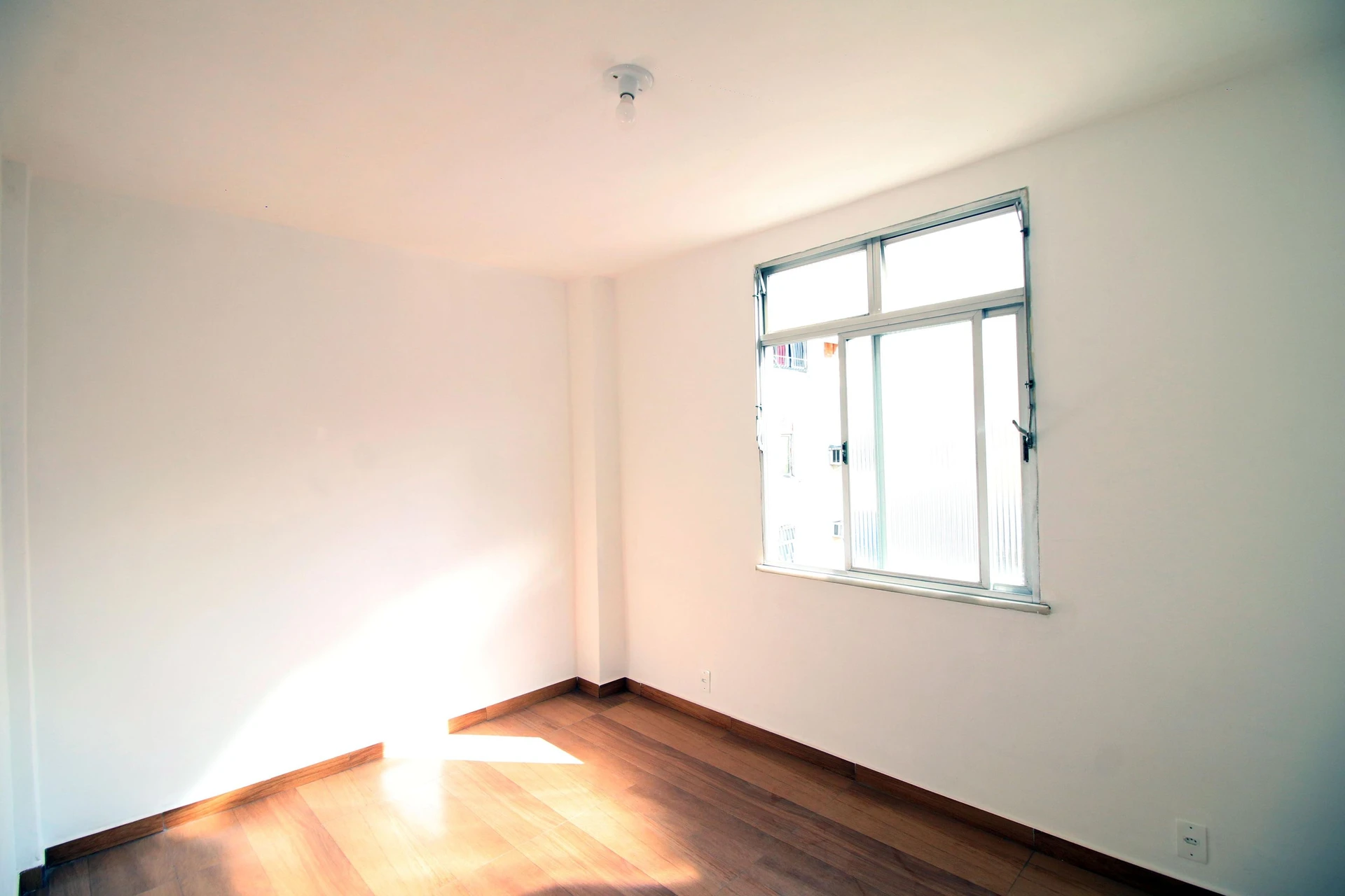 Apartment, 48 m², with wood or laminate floors — photo 15