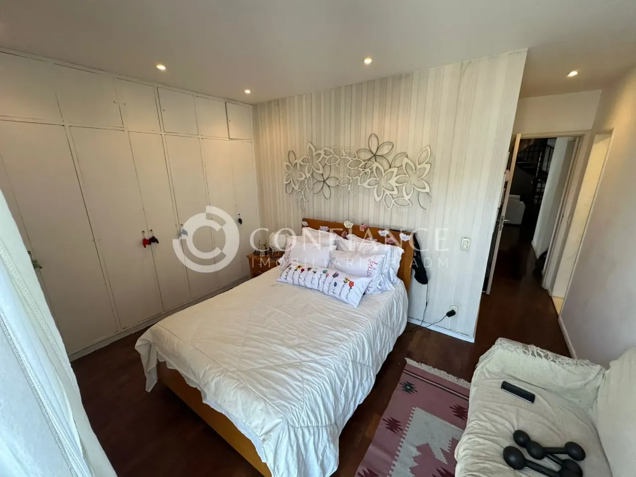 Furnished apartment with a real desk and 3 bedrooms — photo 9