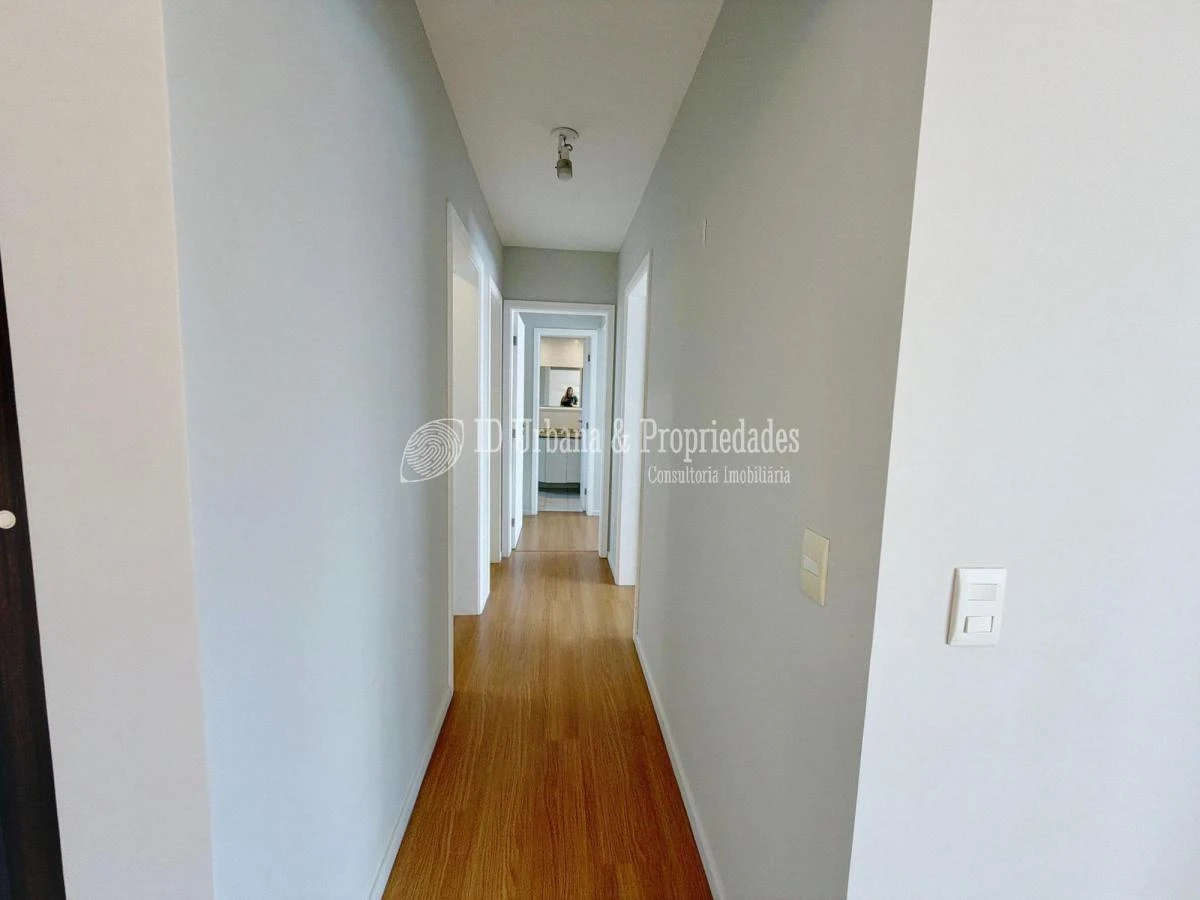 3-bedroom apartment in a building with a pool — photo 8