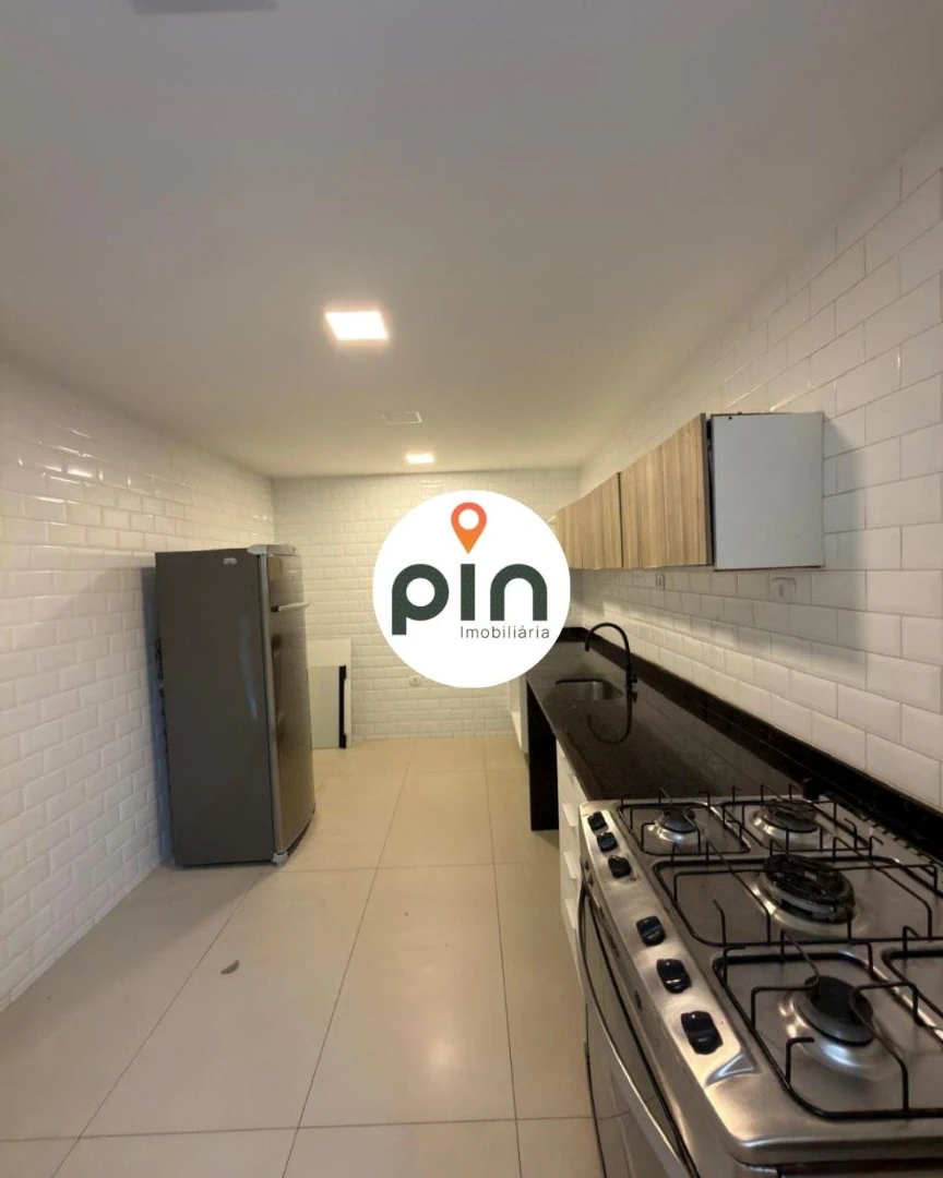 Apartamento mobiliado com cozinha fechada e fogão a gás — photo 3