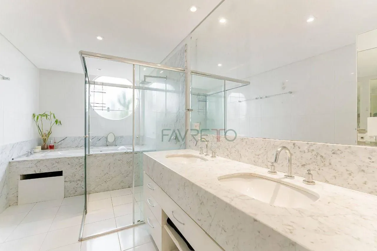 Casa de 3 dormitorios con jacuzzi en Curitiba — photo 24