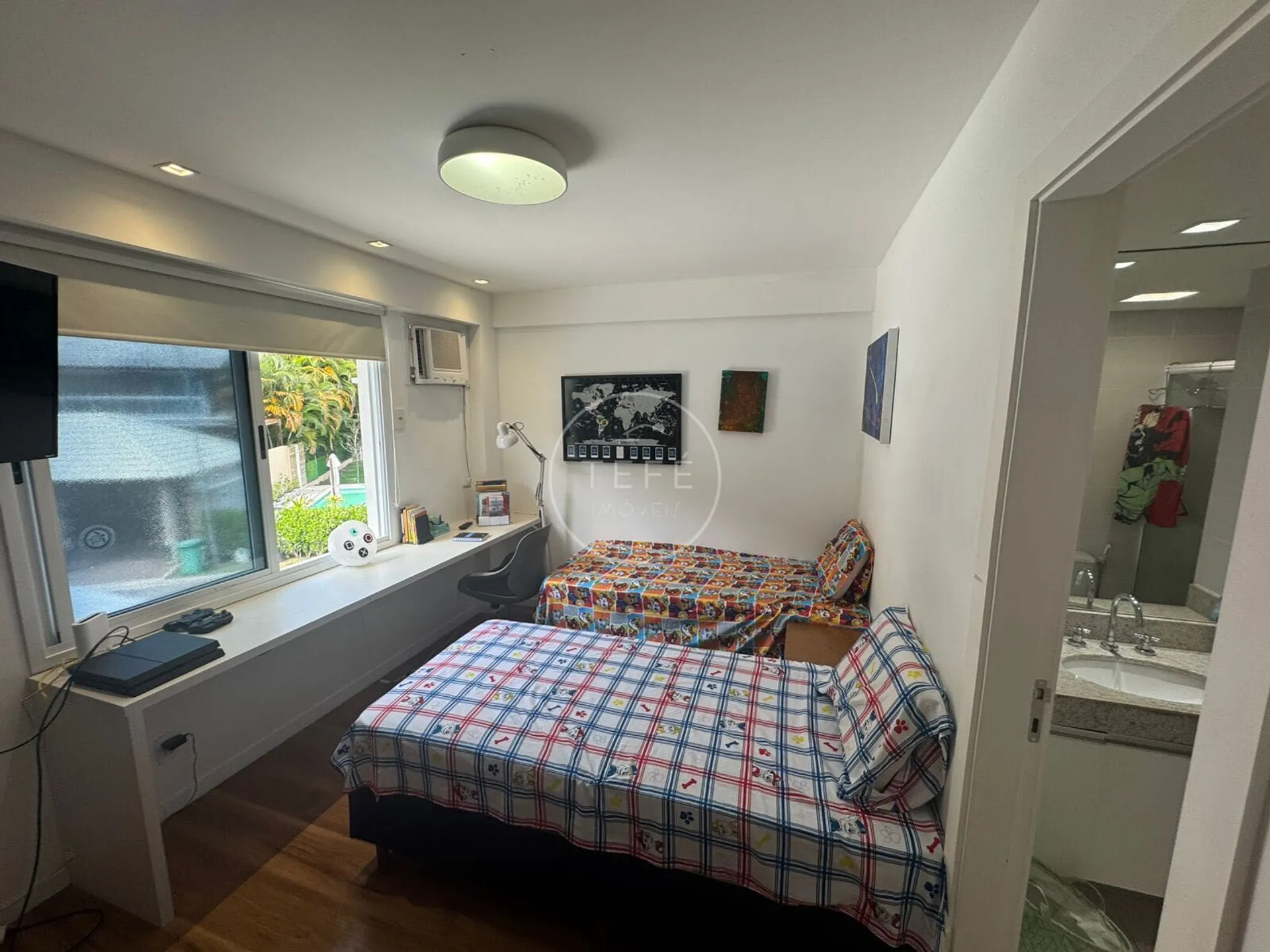 House for rent with 5 suites and 290 m² — photo 29