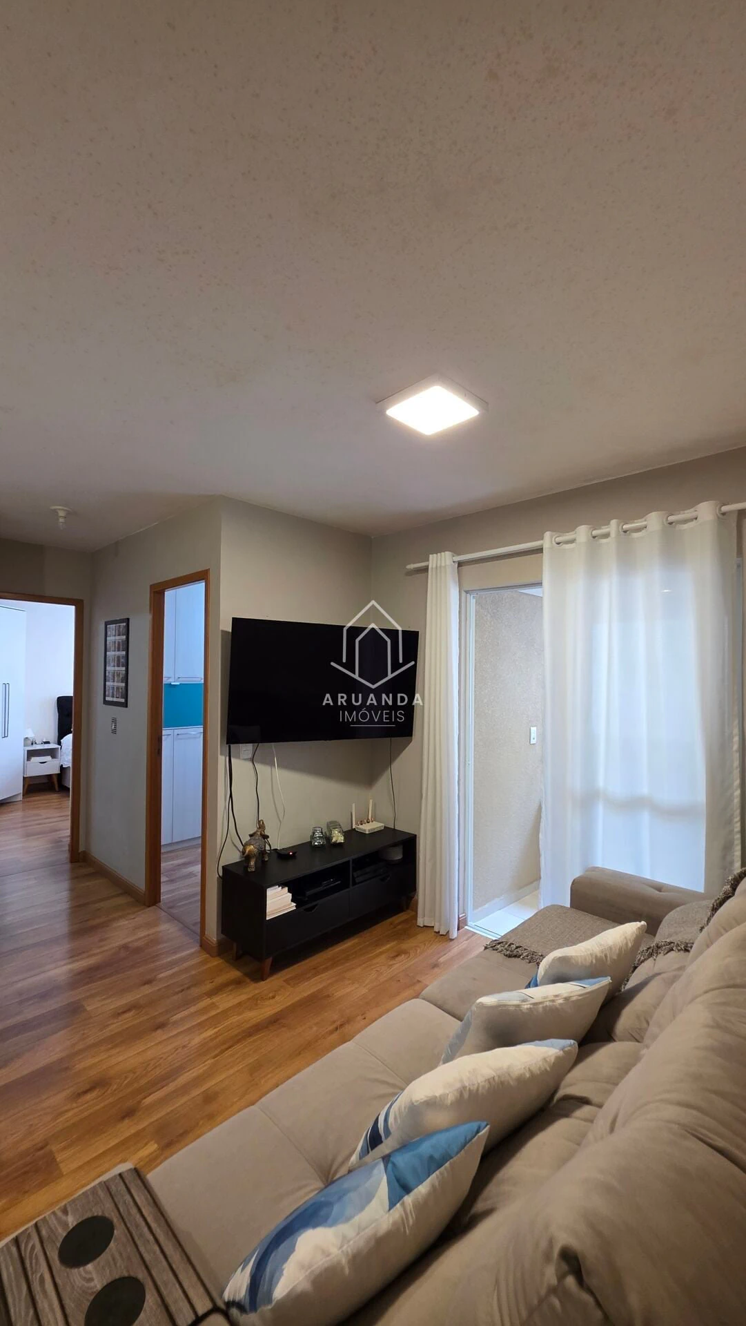 Apartamento mobiliado com espaço de home office e 2 quartos — photo 4