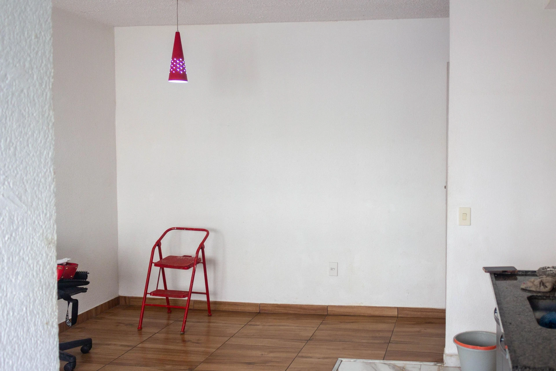 2-bedroom apartment in a building with a gym — photo 37