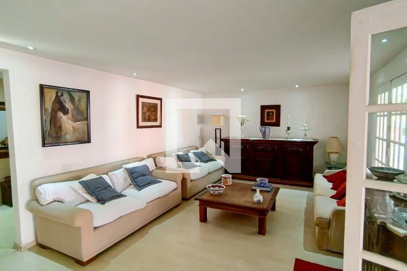 Rental house with 3 bedrooms and an open-plan kitchen — photo 33