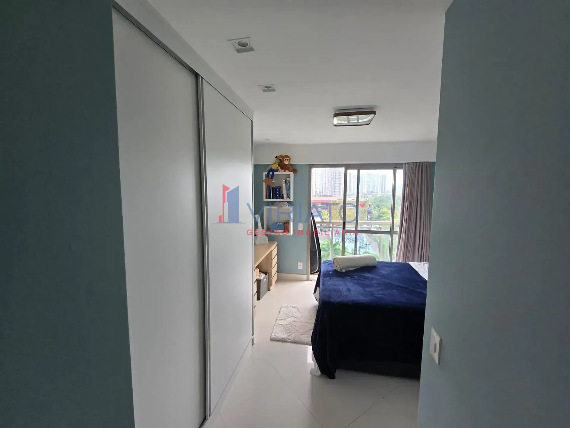 Furnished apartment with 4 bedrooms and 5 bathrooms — photo 32
