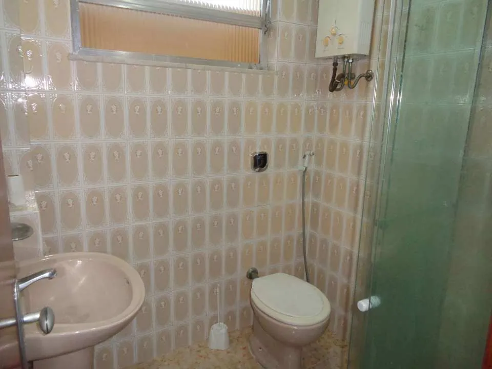 Apartment with a separate kitchen and 2 bedrooms — photo 15