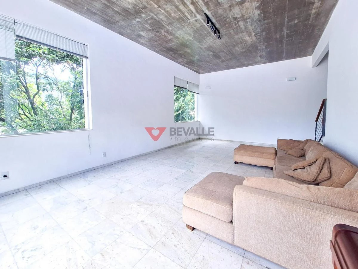Casa sem mobília de 600 m² com vista e varanda — photo 42