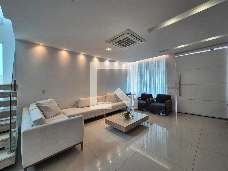 5-bedroom house with a bathtub in Rio de Janeiro — photo 10