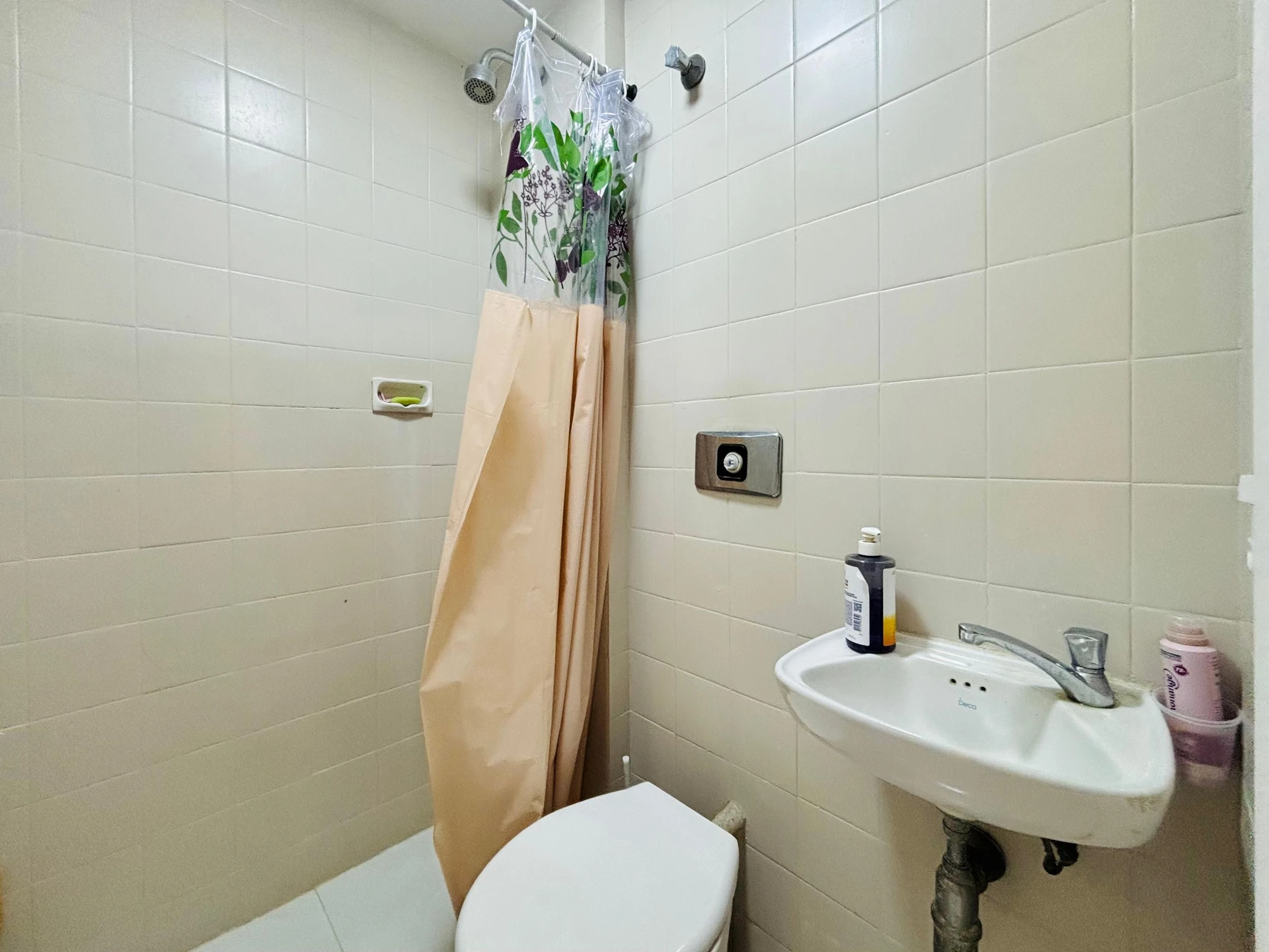 Washing machine in a 3-bedroom apartment, 401 m² — photo 29