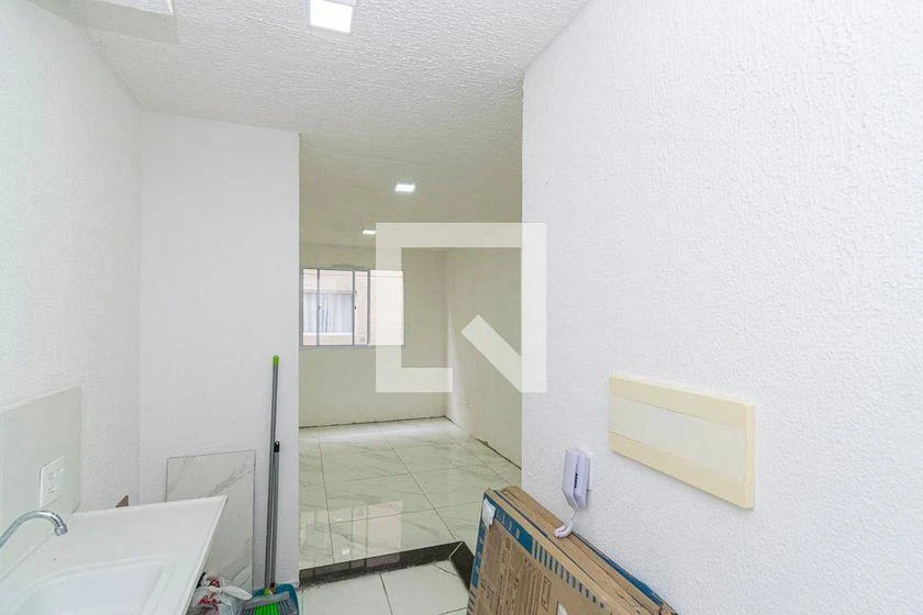2-bedroom apartment in a building with a gym — photo 34