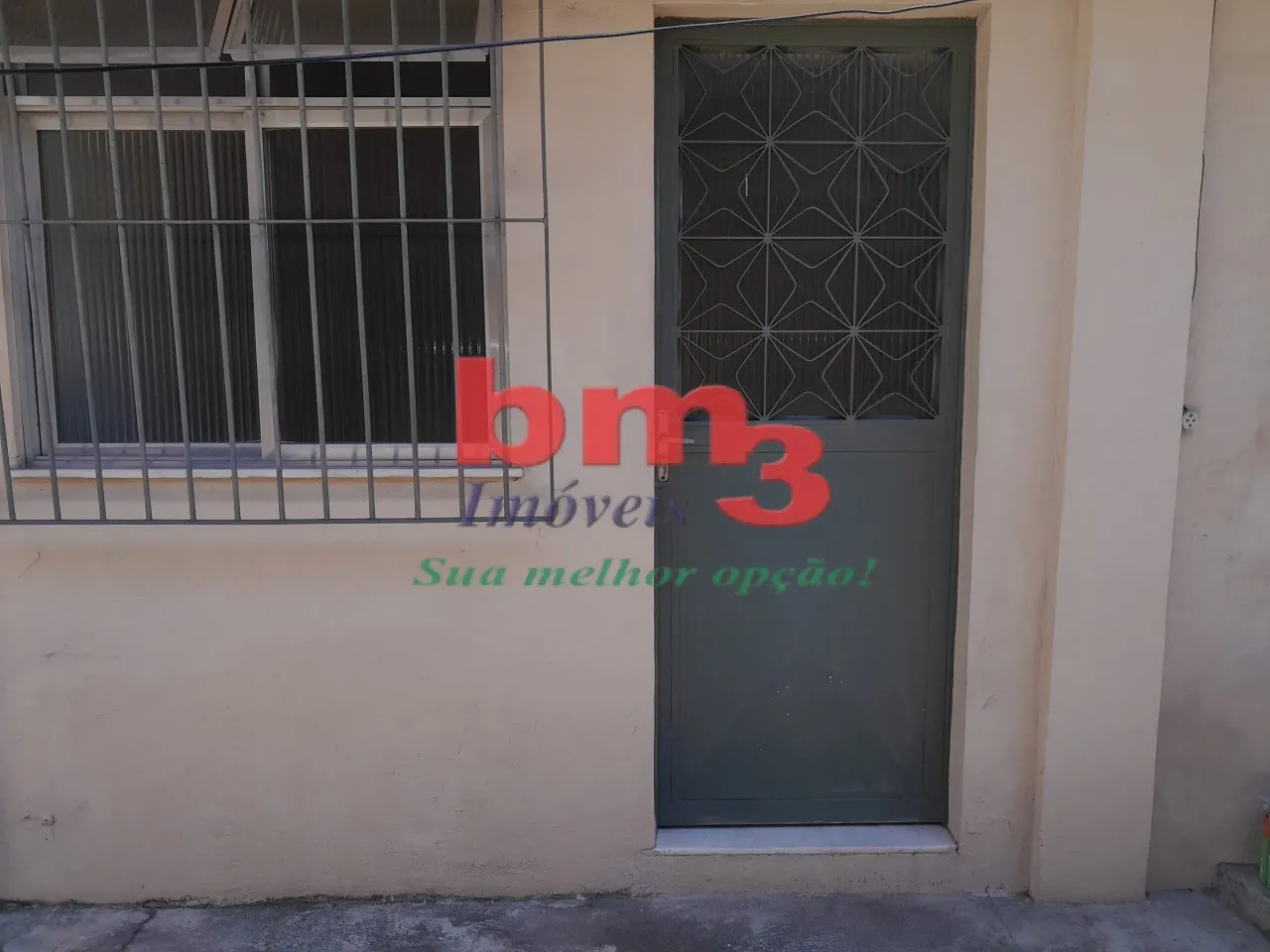 Unfurnished studio with 1 bedroom and 1 bathroom — photo 17