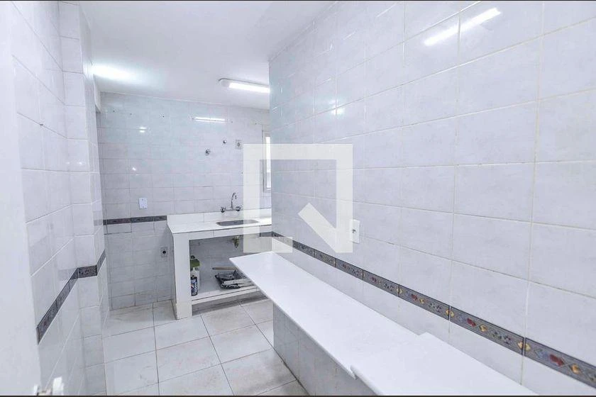 2-bedroom apartment with a mountain view in Rio de Janeiro — photo 40