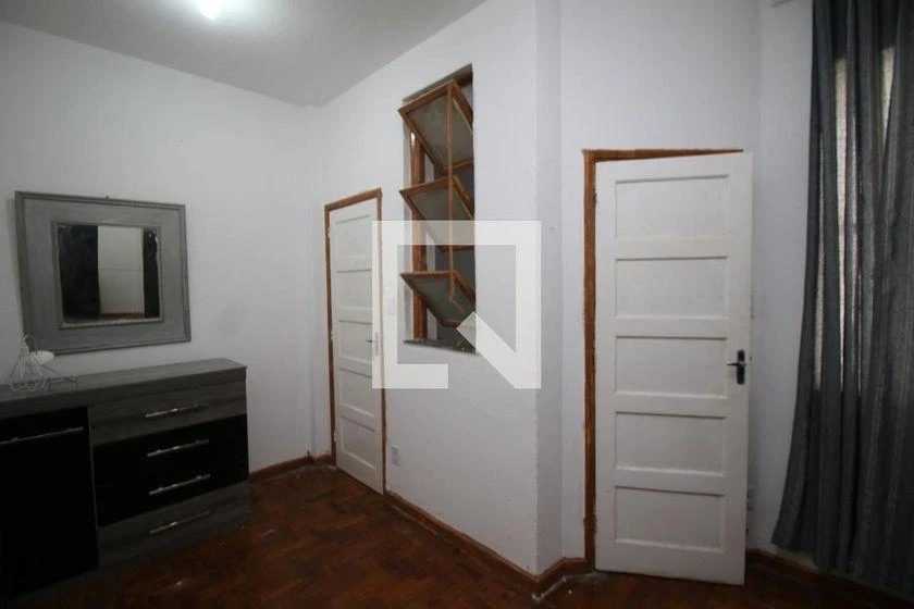 1-bedroom apartment with a separate, closed kitchen — photo 3