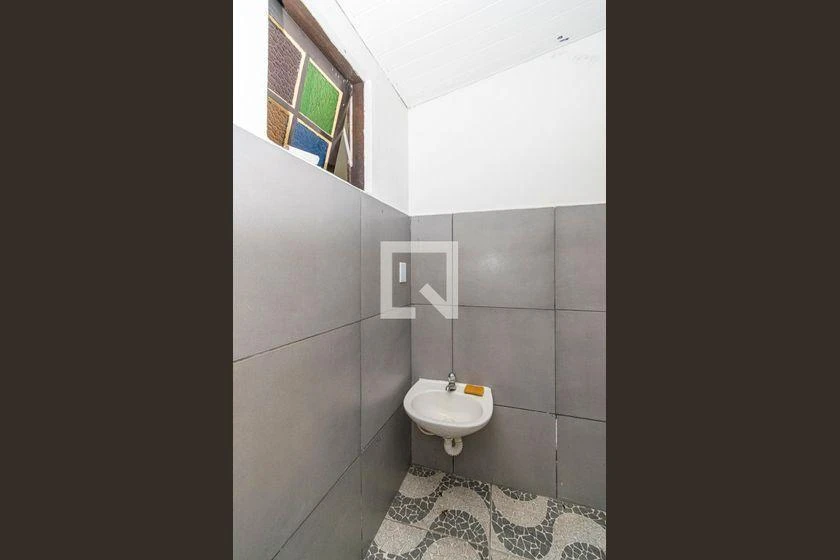 Furnished house with 5 bedrooms and 560 m² — photo 33