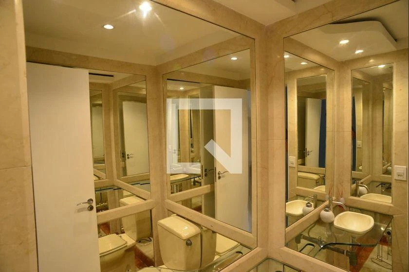 Furnished 4-bedroom apartment 145 m² with 2 parking spots — photo 37