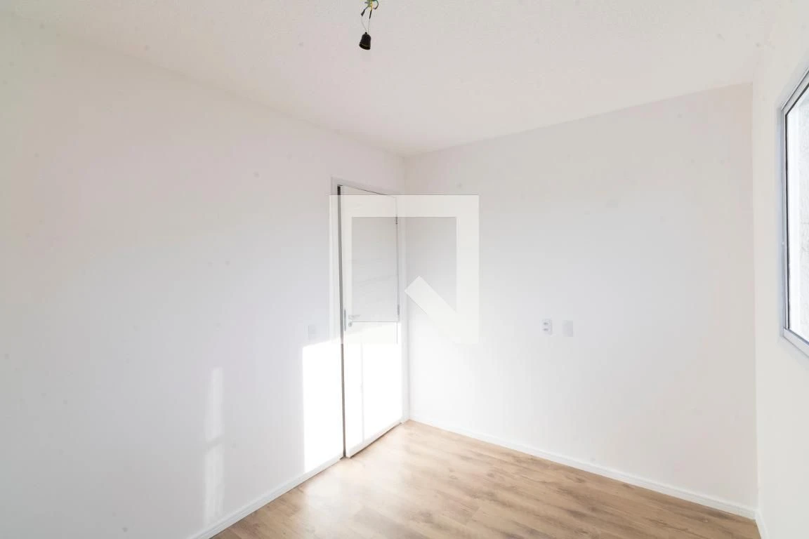 2-bedroom apartment with 1 bathroom, no parking — photo 36