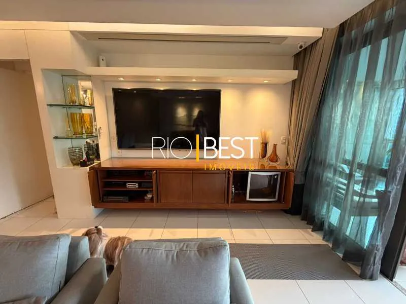 Apartamento de 3 quartos com 5 banheiros e 3 vagas — photo 12