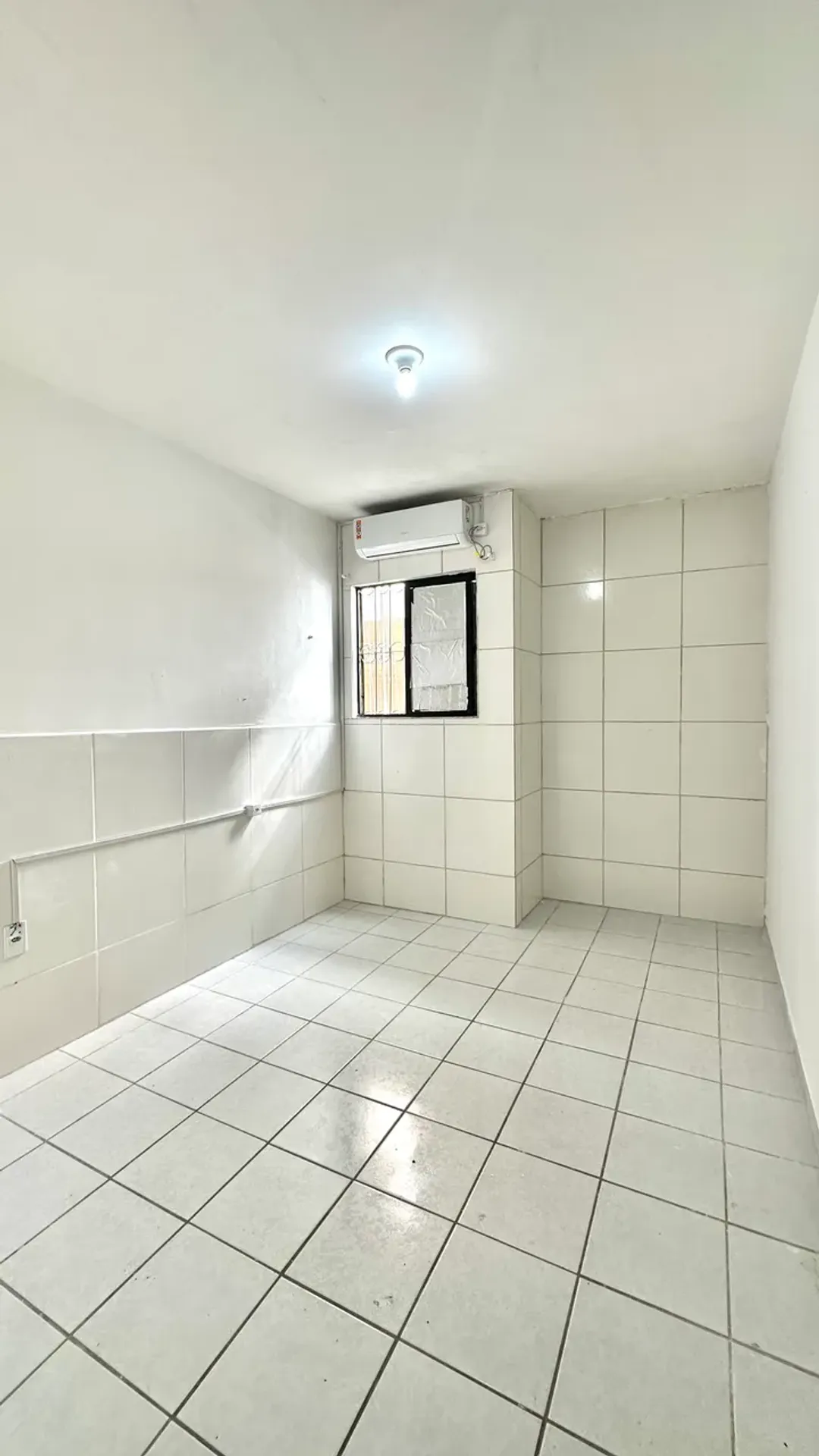 Квартира: 3 спальні, 1 з власною ванною кімнатою, 78 м² — photo 10