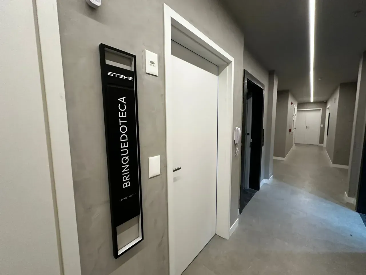 Apartamento com 2 quartos e 2 banheiros, cozinha integrada — photo 19