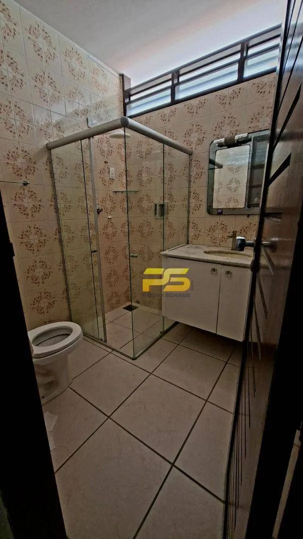 House with 4 en-suite bedrooms and electronic gate — photo 24