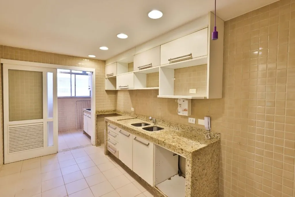 3-bedroom apartment with 2 baths and 125 m² floor area — photo 25