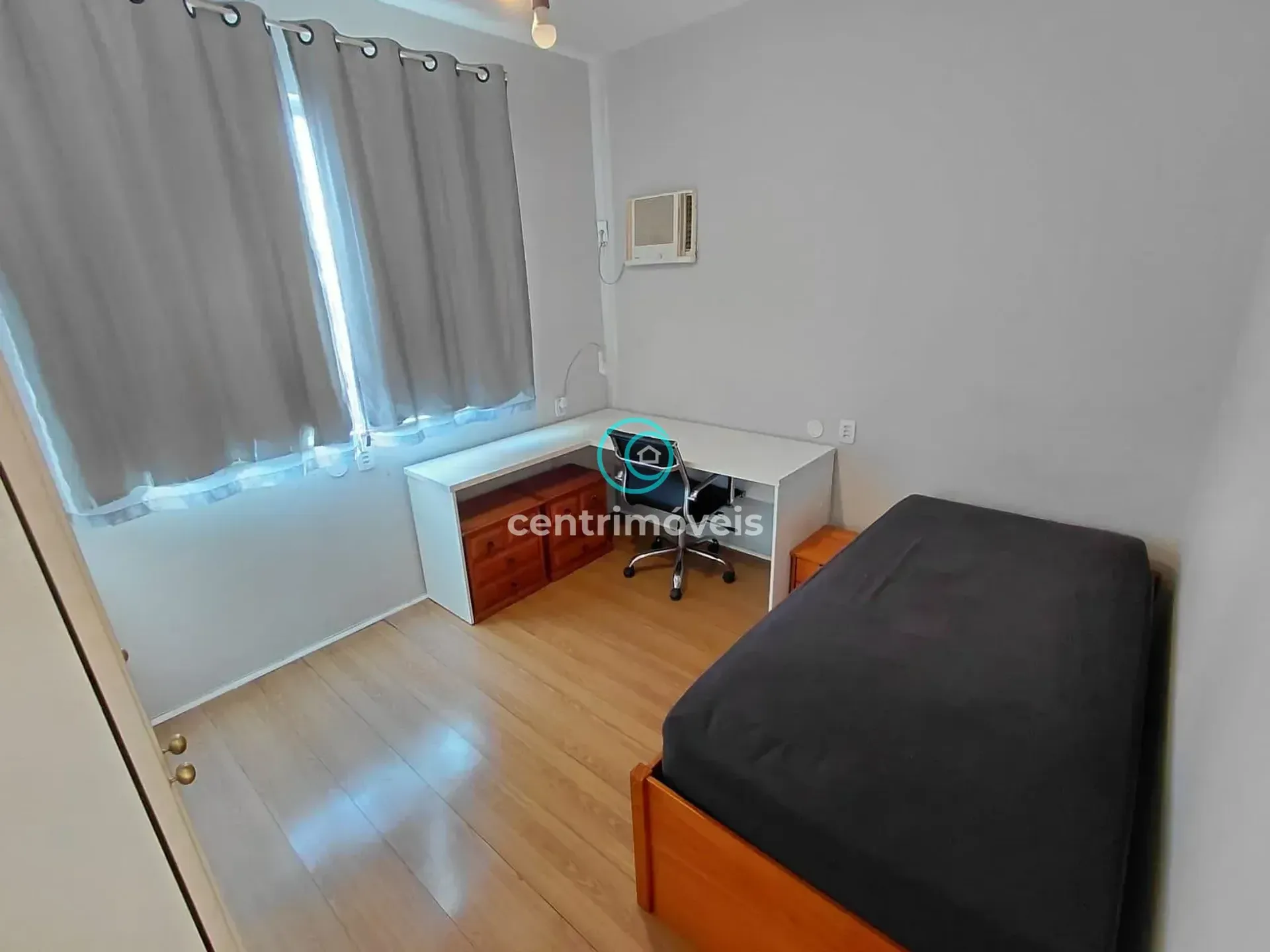 Rental apartment with 2 bedrooms, 2 baths and a balcony — photo 11